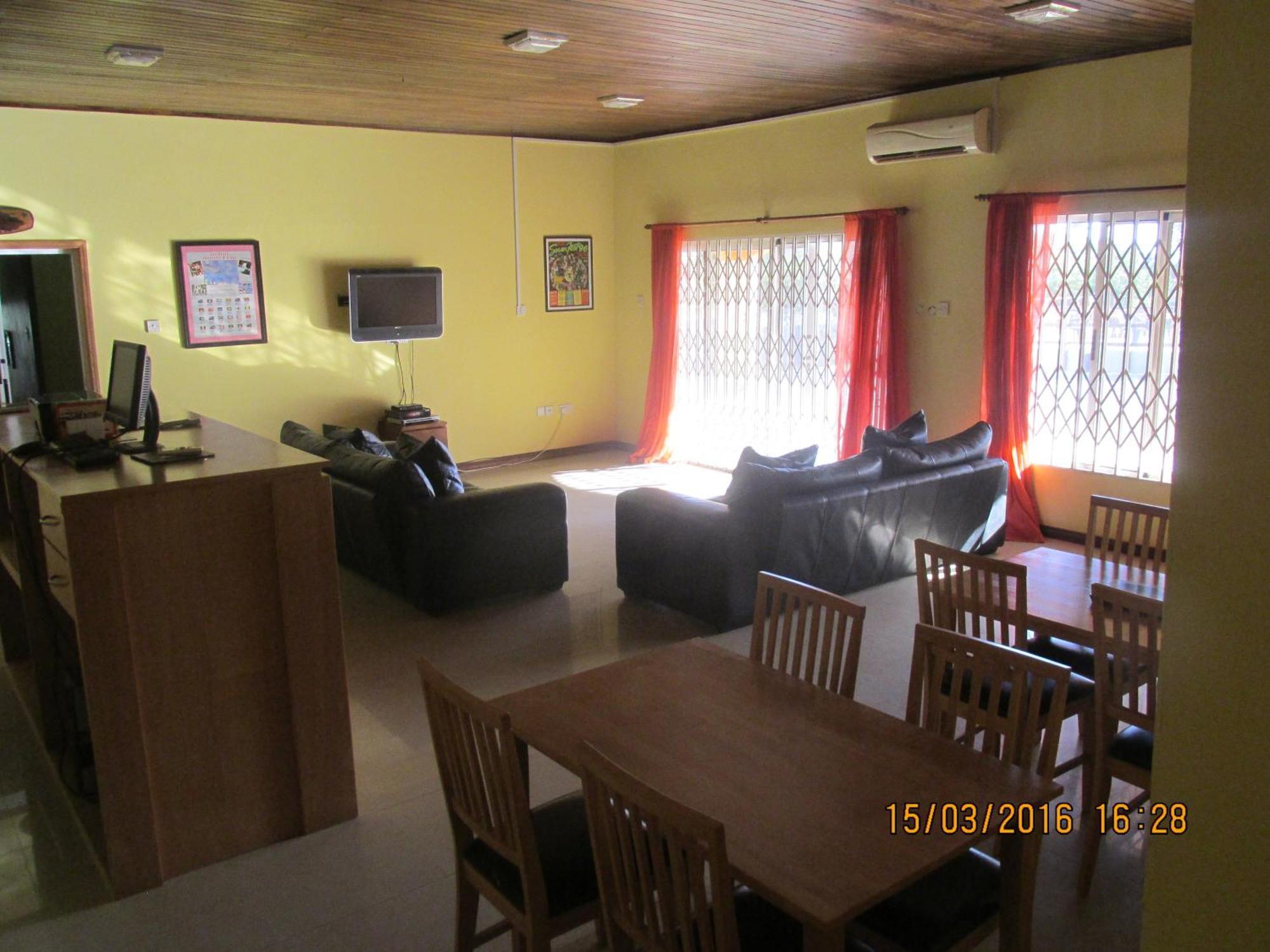 Jamaica Inn Guest House Botianaw Экстерьер фото