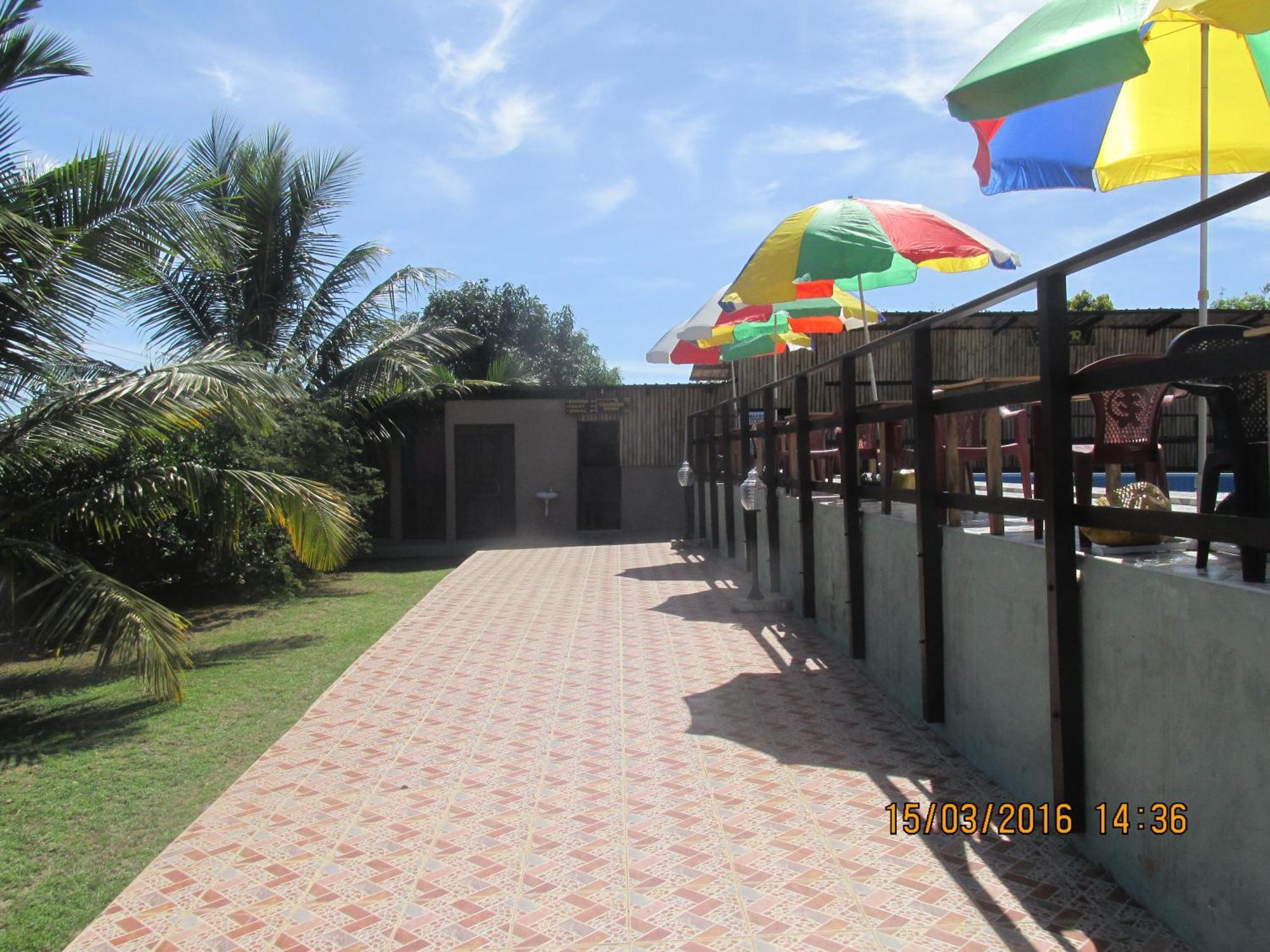Jamaica Inn Guest House Botianaw Экстерьер фото